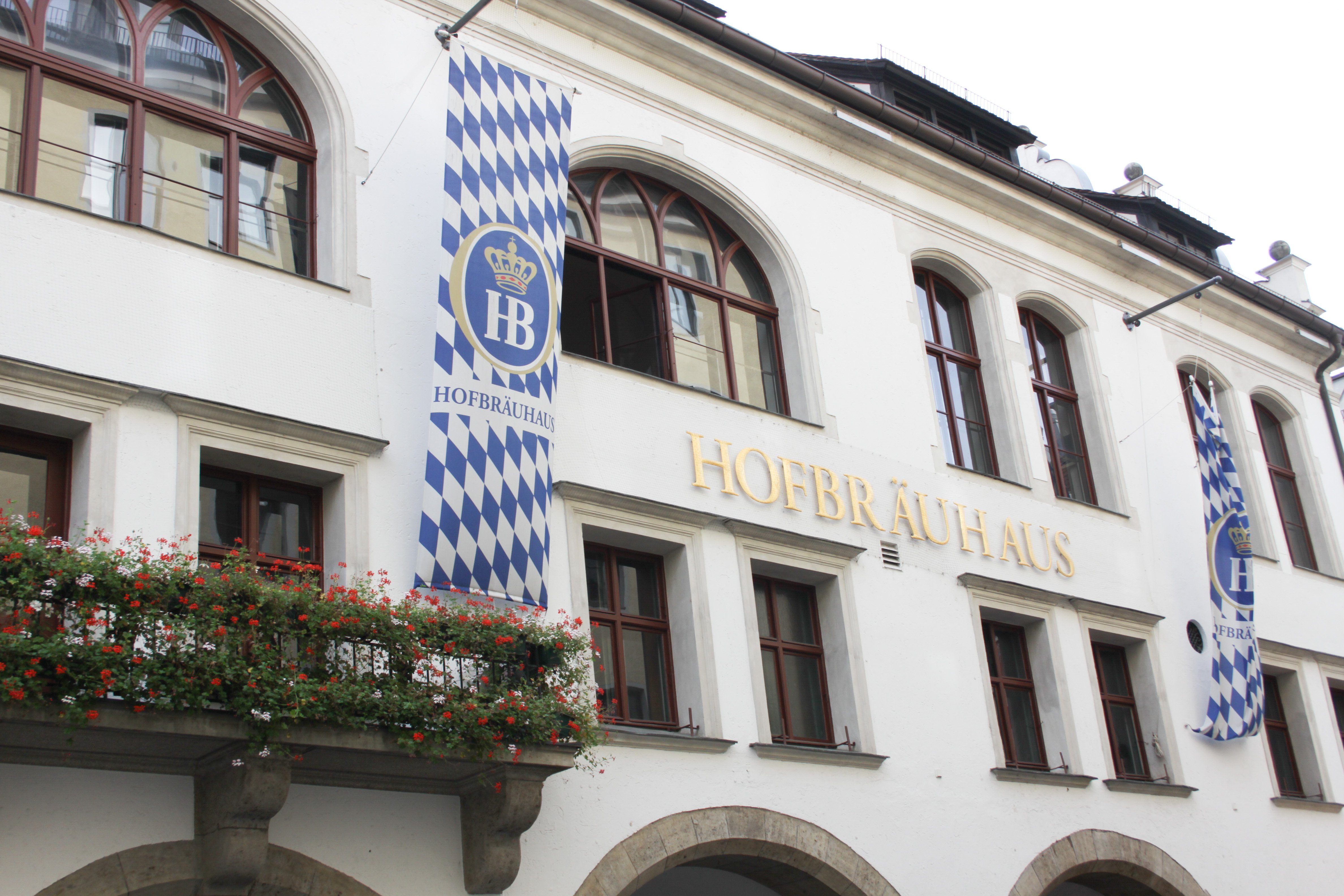 Hofbräuhaus.jpg